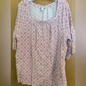 Women's Pink Patterned Top